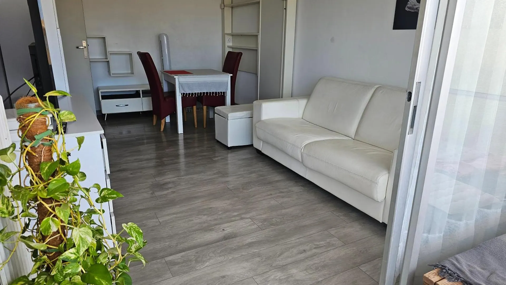 Apartment Beau Studio Avec Parking Cagnes-sur-Mer France